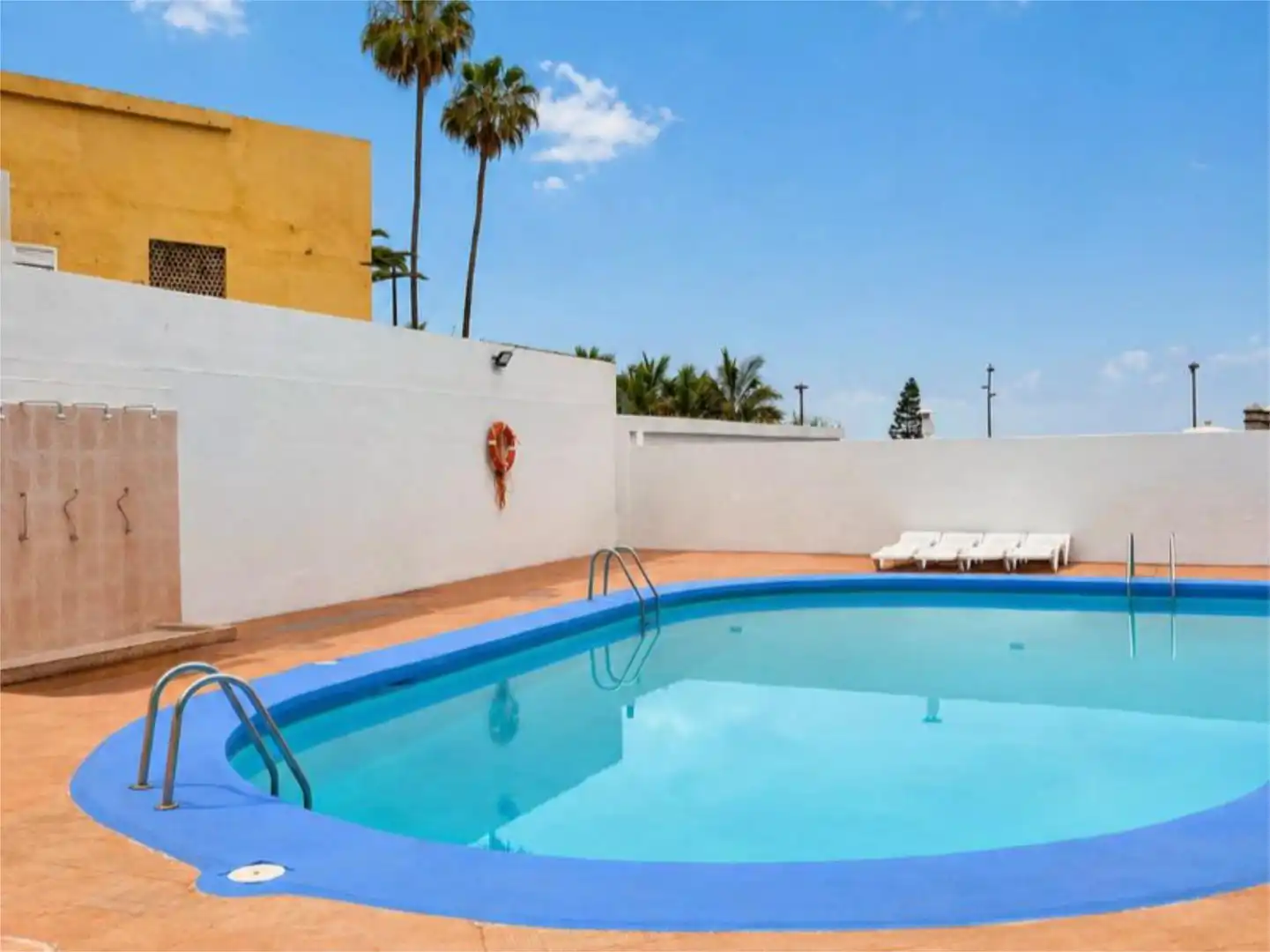 Flat for rent in Avenida de Cristobal Colón, 26, Zona Botánico Swimming pool of Flat for rent in Puerto de la Cruz with Terrace and Swimming Pool