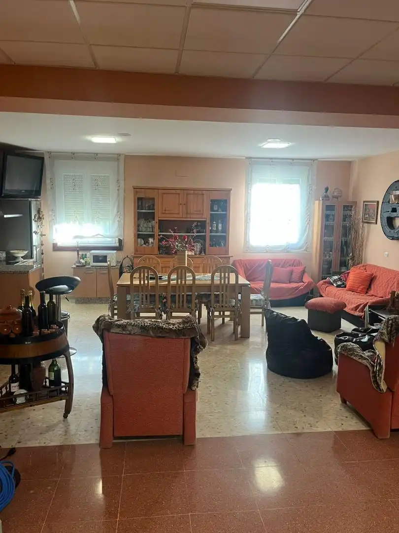 Sala d'estar de Casa o xalet en venda en San Cibrao das Viñas amb Terrassa, Piscina i Balcó
