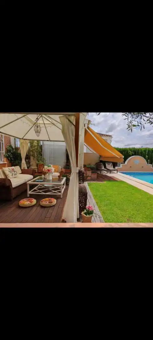Terrassa de Casa o xalet en venda en  Córdoba Capital amb Terrassa, Piscina i Balcó