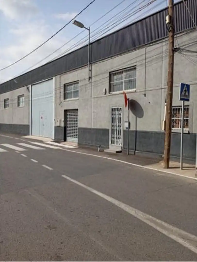 Vista exterior de Nave industrial de alquiler en  Murcia Capital