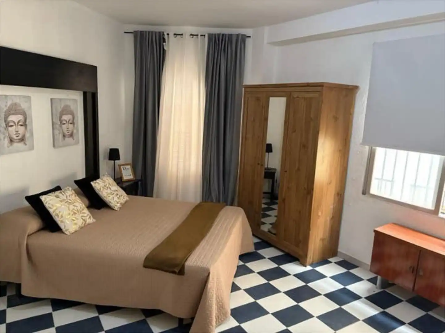 Habitación de Apartamento de alquiler en La Alberca de Záncara  con Terraza y Amueblado