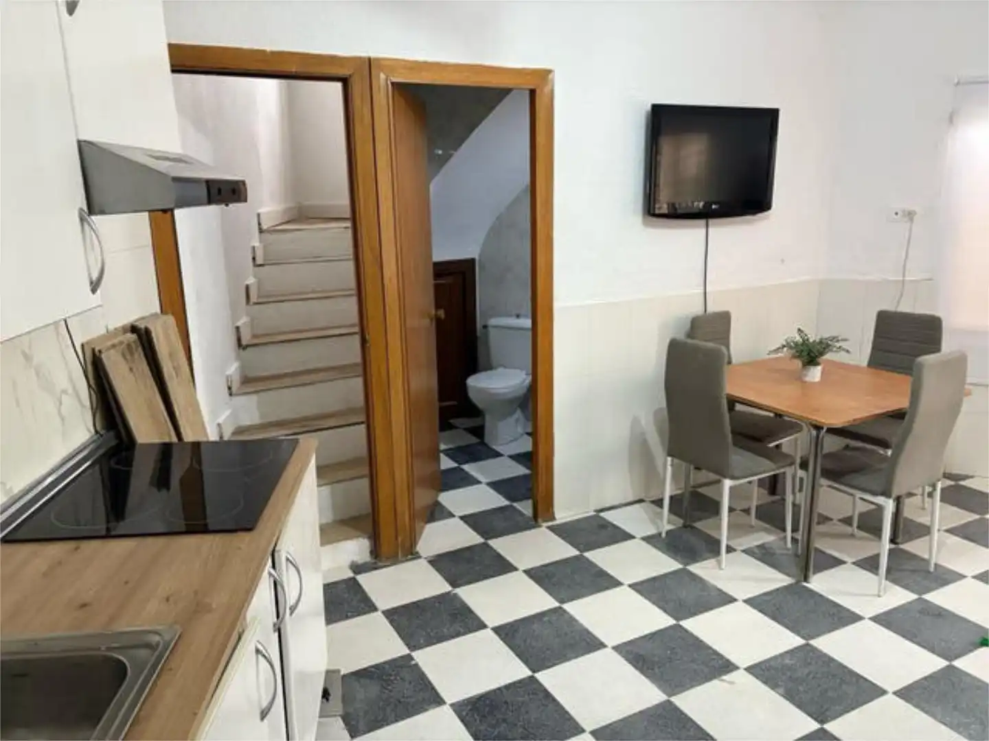 Apartments for rent in La Alberca de Záncara Kitchen of Apartments for rent in La Alberca de Záncara with Terrace and Furnished