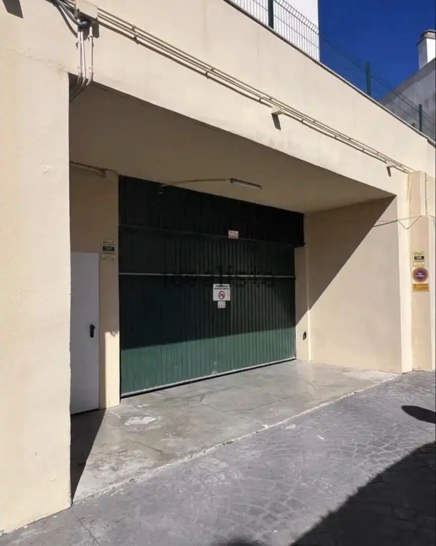 Garage zum Verkauf in Calle Poseidon, 6, Nueva Torrequebrada Parkplatz von Garage zum Verkauf in Benalmádena