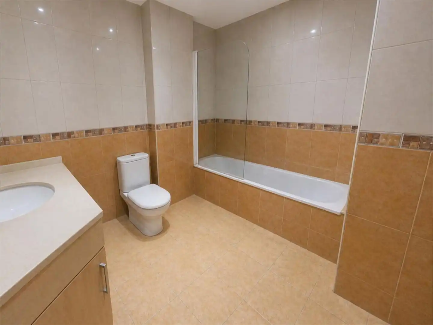 Wohnung zum Verkauf in Calle Magdalena, 26, Villaviciosa - Amandi Badezimmer von Wohnung zum Verkauf in Villaviciosa