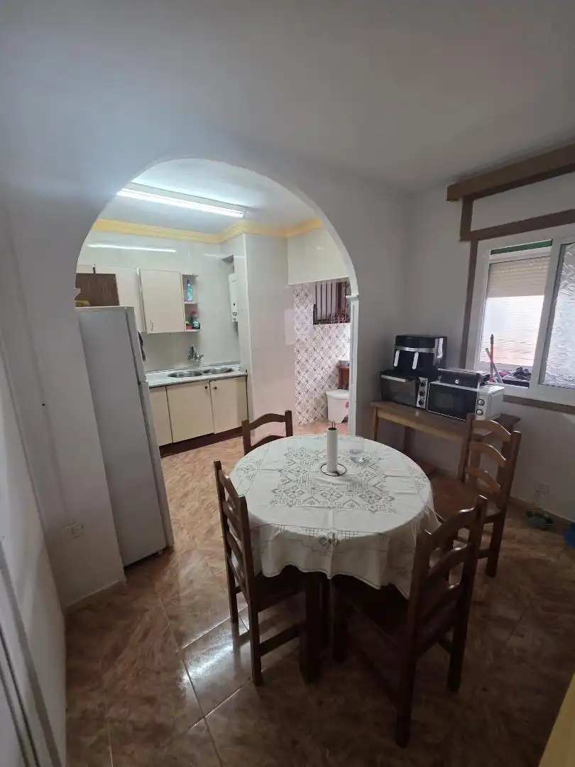 Wohnung zum Verkauf in Calle Padre Pandelo, 38, San José - San Bernardo Küche von Wohnung zum Verkauf in La Línea de la Concepción