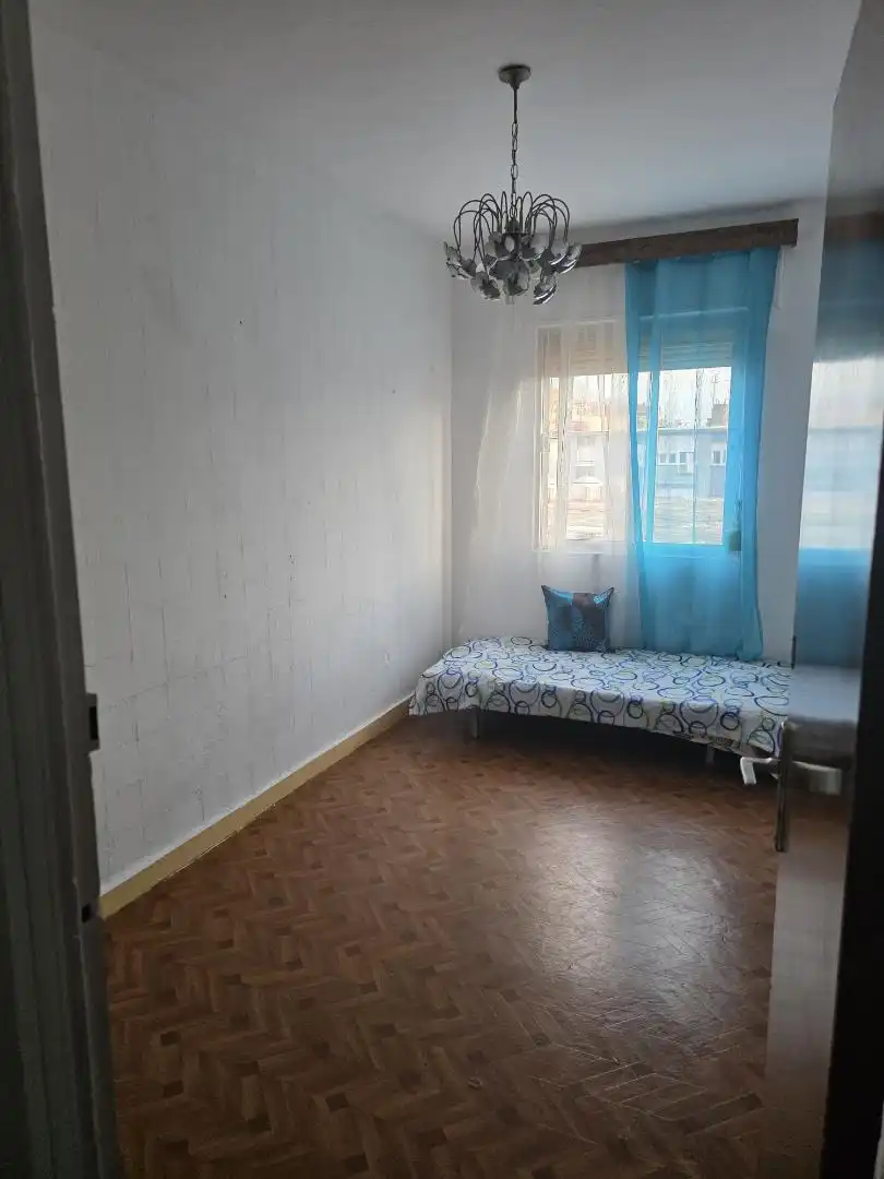 Wohnung zum Verkauf in Calle Padre Pandelo, 38, San José - San Bernardo Schlafzimmer von Wohnung zum Verkauf in La Línea de la Concepción