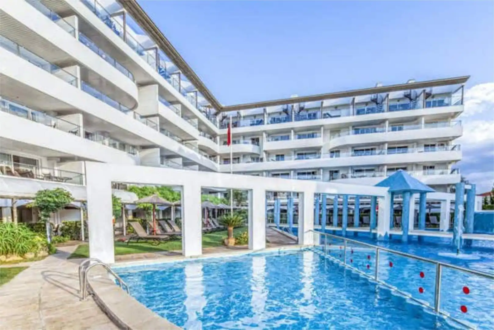 Apartament en venda a Barenys Piscina de Apartament en venda en Salou amb Terrassa i Piscina