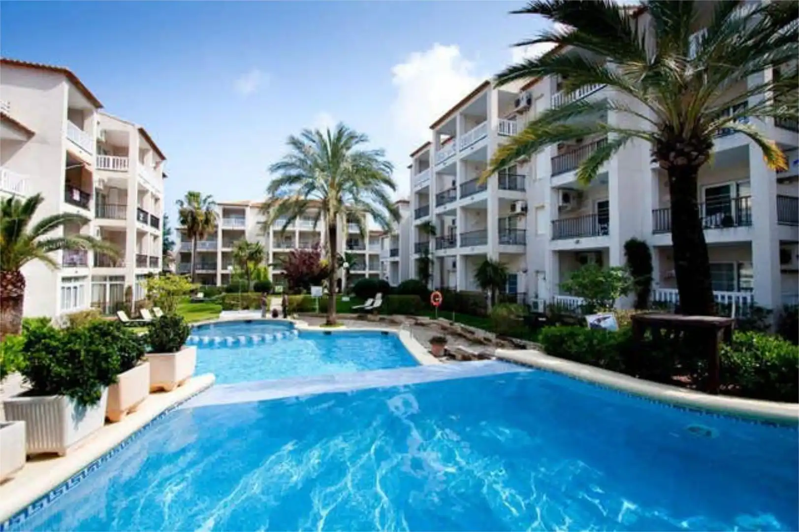 Apartament en venda a Barenys Vista exterior de Apartament en venda en Salou amb Terrassa i Piscina