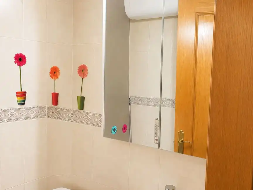 Piso en venta en Calle Raimundo Parra, 3, Zarza de Tajo Baño de Piso en venta en Zarza de Tajo con Aire acondicionado