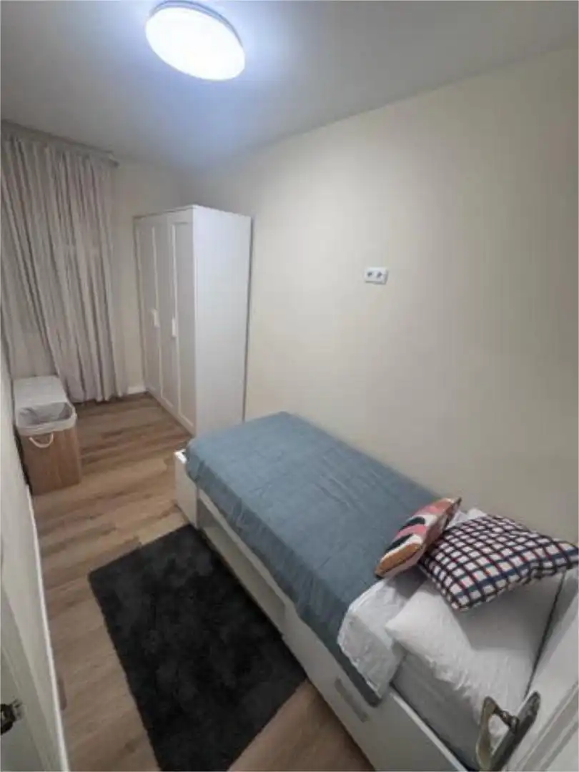 Piso de alquiler en Luanco - Aramar - Antromero Habitación de Piso de alquiler en Gozón con Amueblado