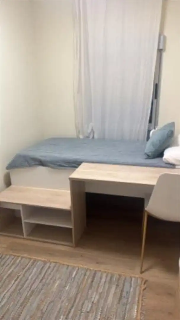 Piso de alquiler en Luanco - Aramar - Antromero Habitación de Piso de alquiler en Gozón con Amueblado