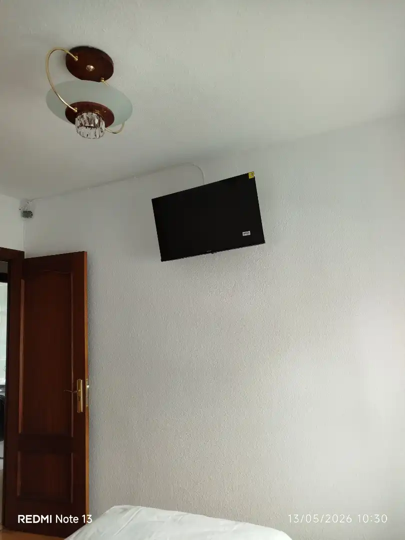 Room in Calle Francisco Iturrino, 34, Alisal - San Román Living room of Flat for share in Santander with Heating, Private garden and Parquet flooring