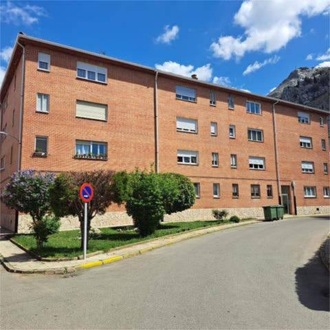 Piso en Venta en Velilla del Río Carrión