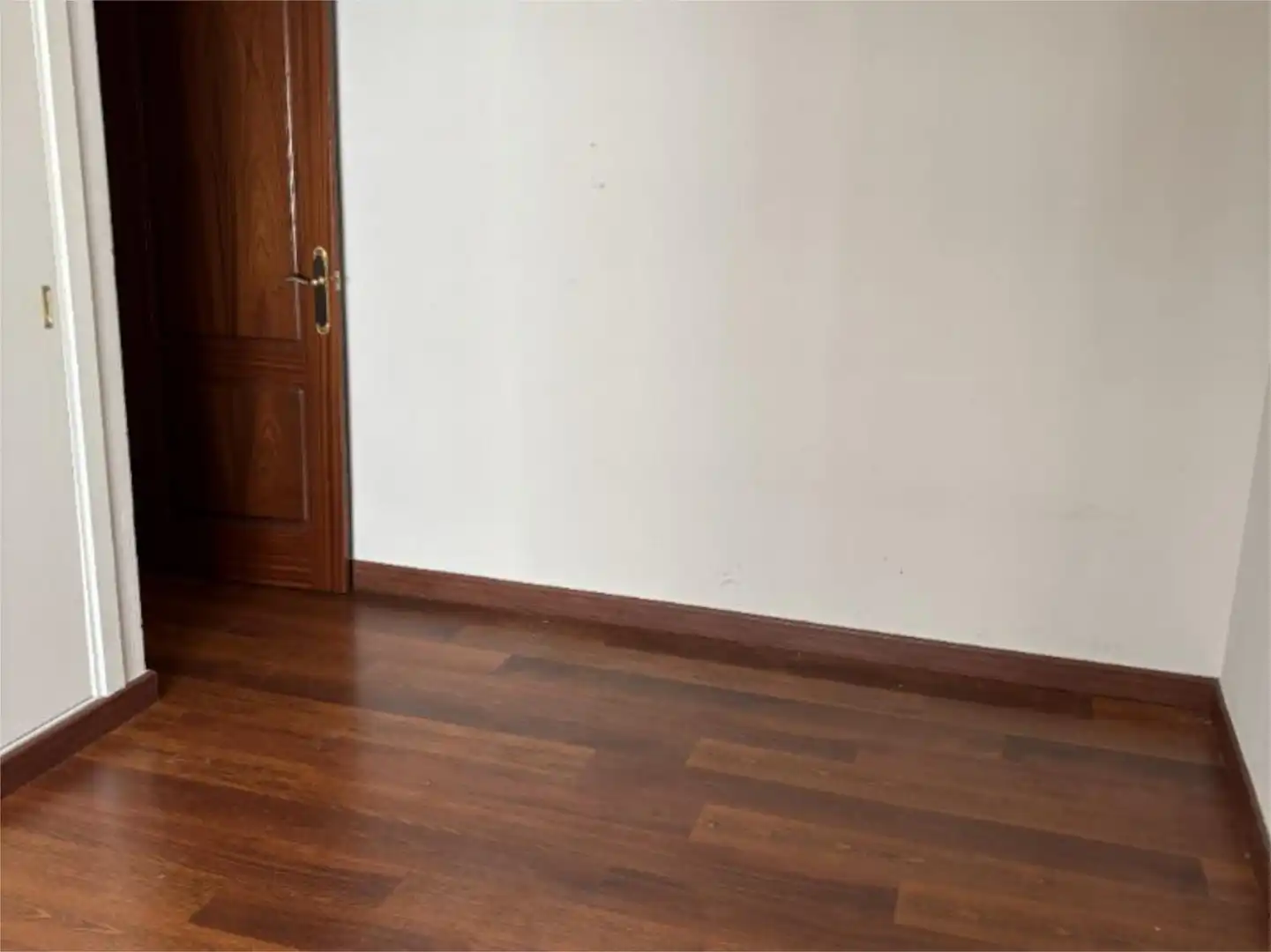 Flat for rent in Sevilla  with Air Conditioner, Parquet flooring and Terrace