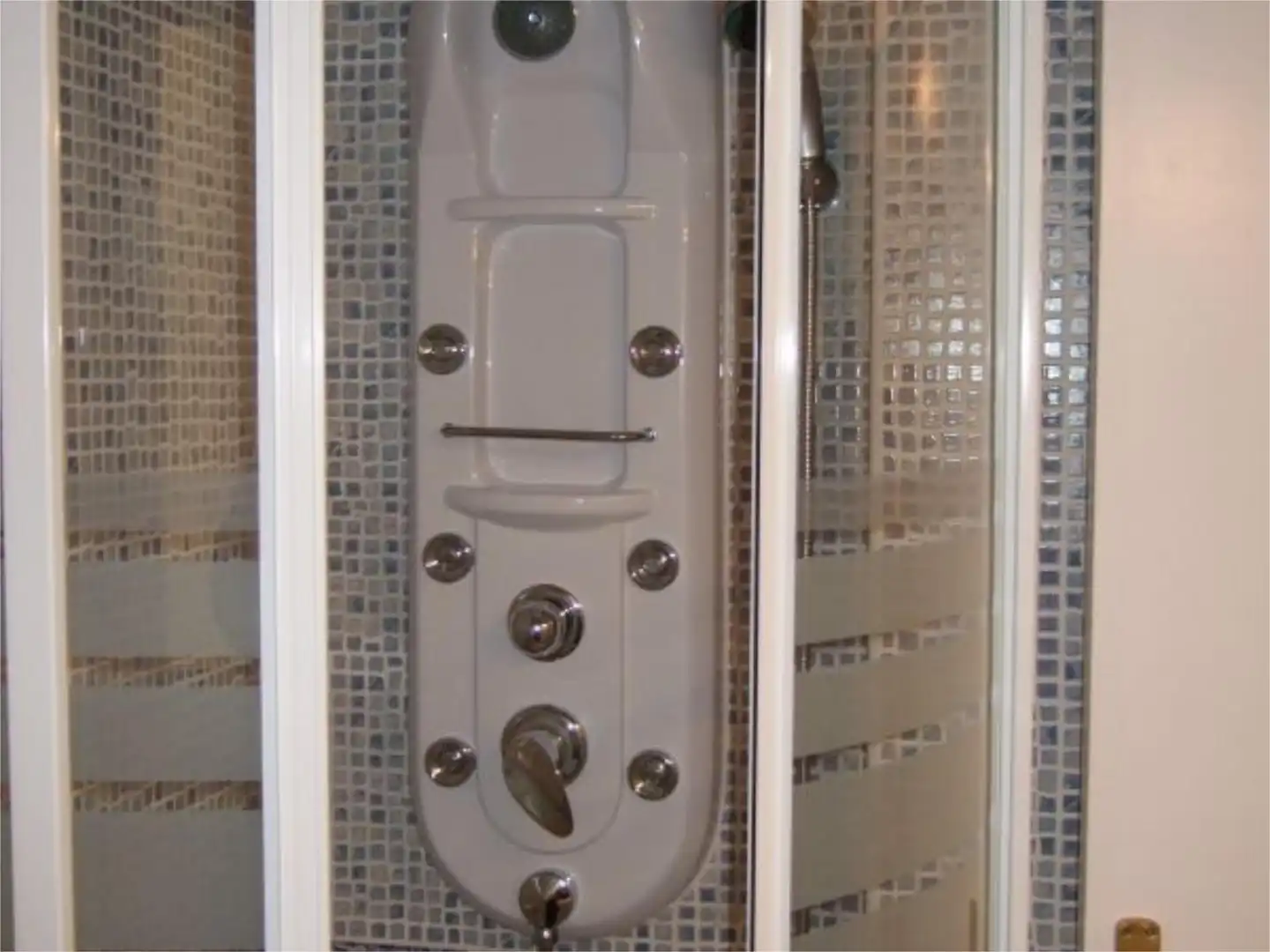 Flat for rent in Calle del General Oráa, 56, Castellana Bathroom of Flat for rent in Madrid Capital with Air Conditioner