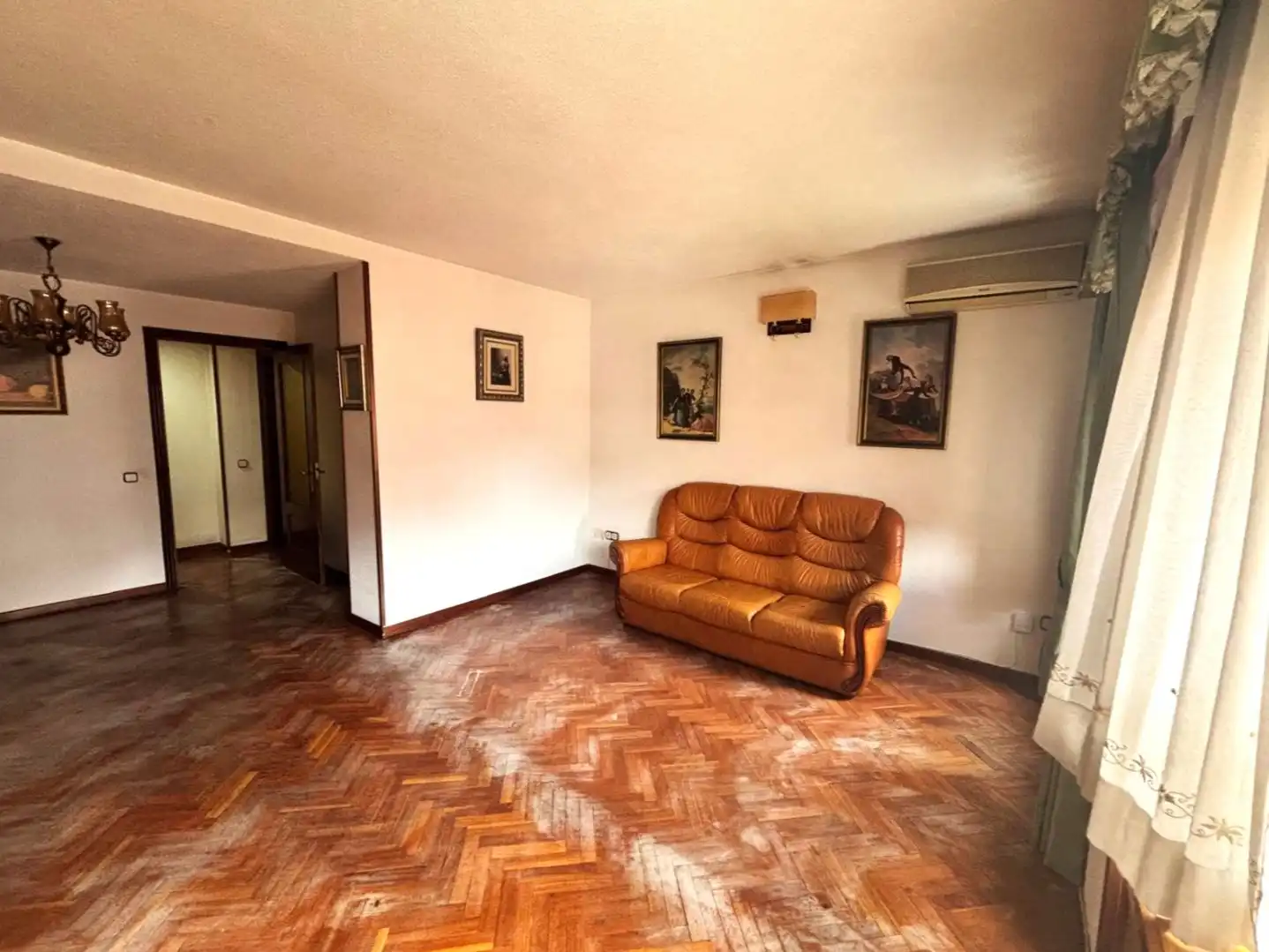 Piso en venta en Plaza de la Albufera, 9, La Avanzada - La Cueva Piso en venta en Fuenlabrada con Aire acondicionado, Calefacción y Jardín privado