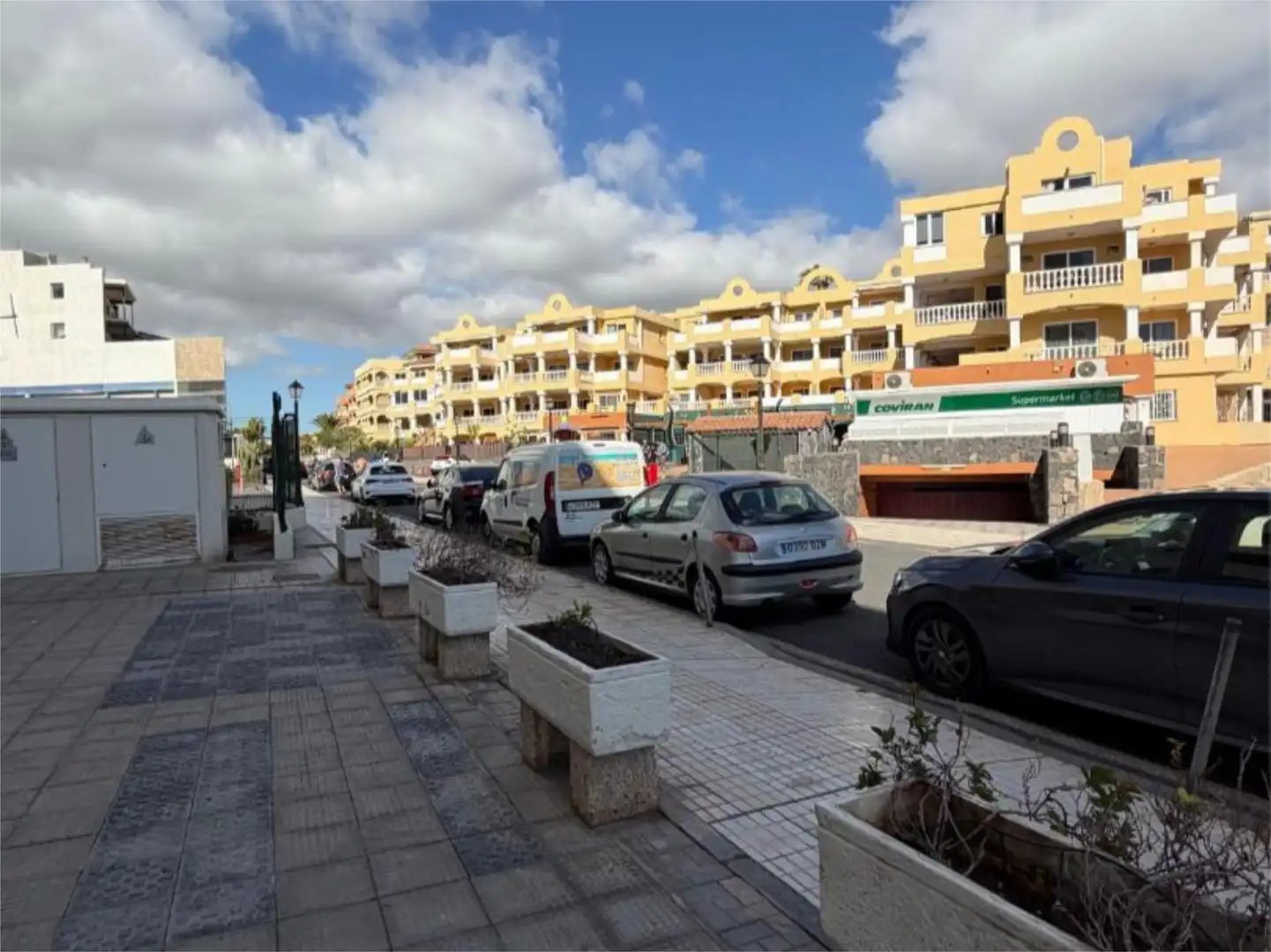 Flat for sale in Avenida del Atlàntico, 5, Golf del Sur - Amarilla Golf Exterior view of Flat for sale in San Miguel de Abona with Air Conditioner, Terrace and Swimming Pool