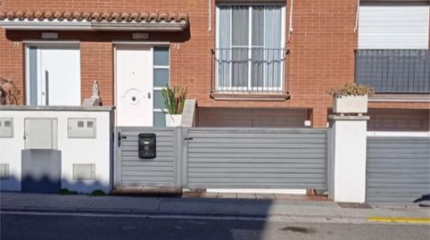 Foto 2 de Casa adosada en venta en Carrer Xic de L'anyé, 73, Masquefa, Barcelona