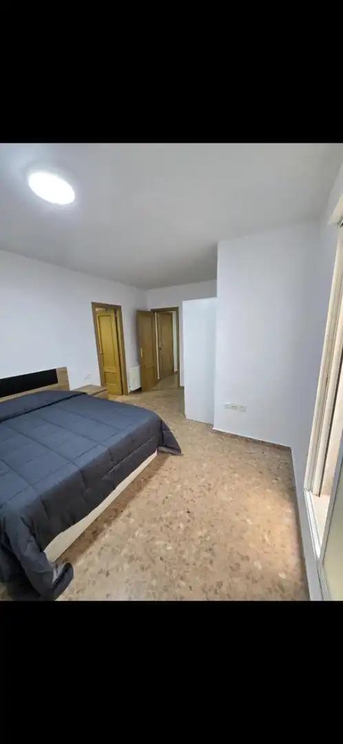 Habitació a Calle Luis Vives, 21, Requena