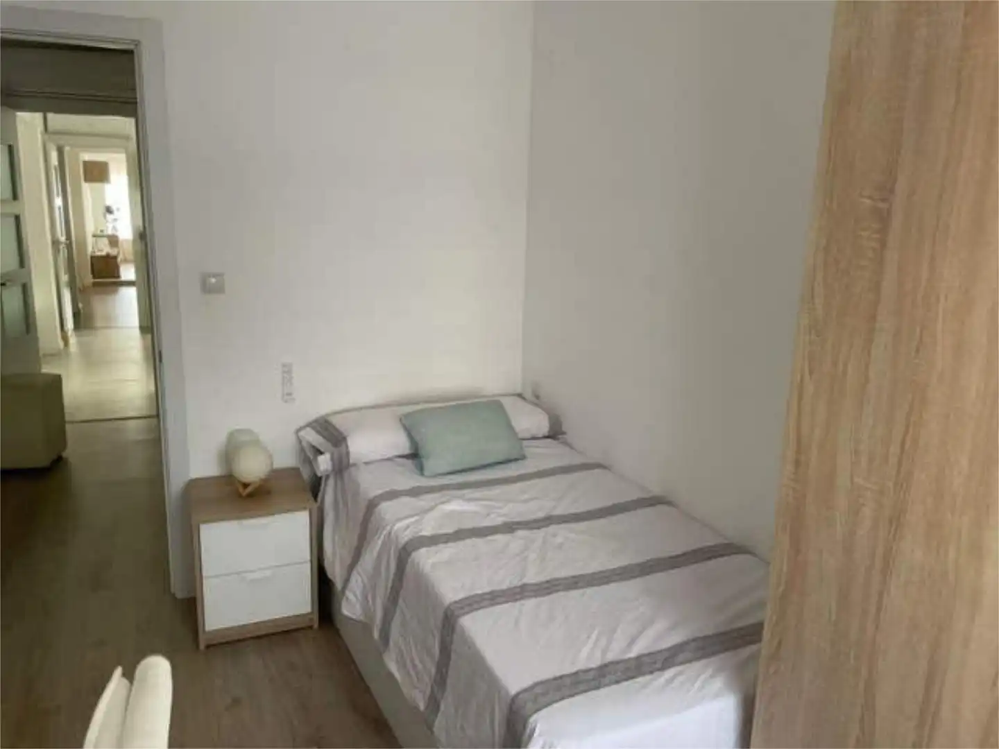 Apartamento de alquiler en Mont-Olivet Habitación de Apartamento de alquiler en Valencia Capital