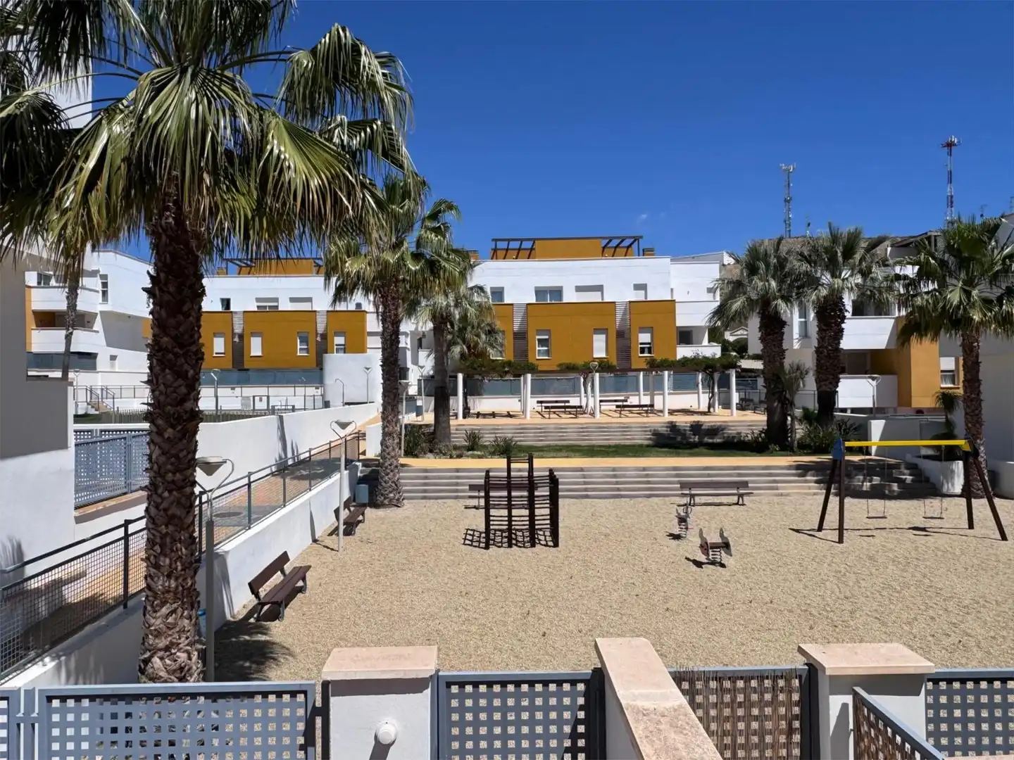 Flat for sale in Calle Albardín, 84, Las Salinas Exterior view of Flat for sale in Vera with Air Conditioner, Terrace and Swimming Pool