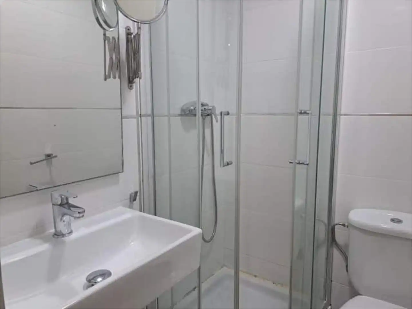 Apartments for sale in Alameda - Mentidero - Teatro Falla Bathroom of Apartments for sale in Cádiz Capital