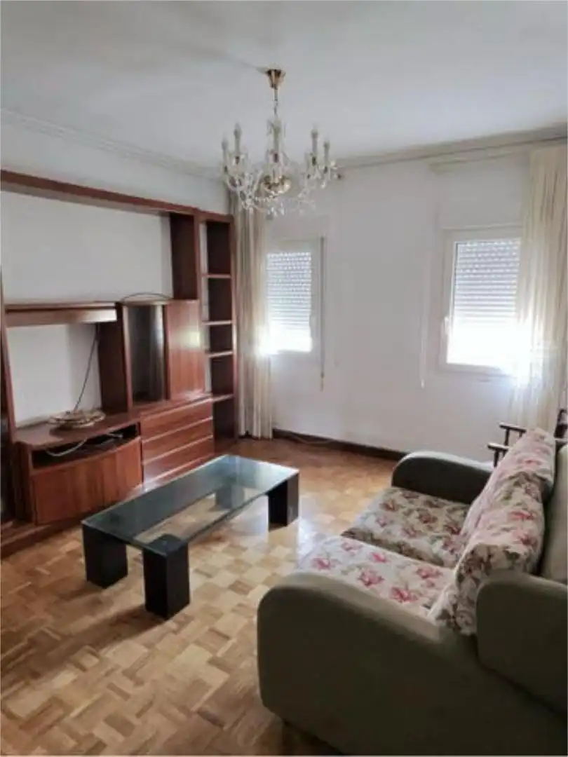 Piso en venta en Liencres Sala de estar de Piso en venta en Piélagos con Amueblado