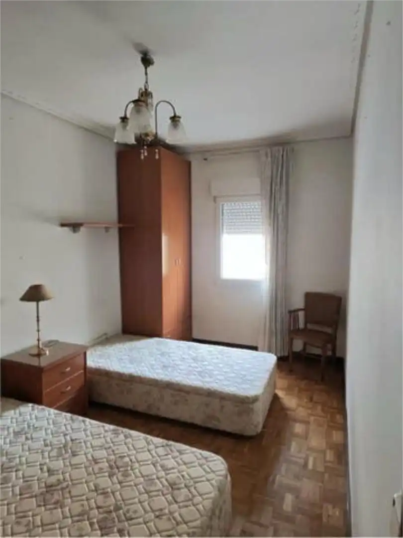 Piso en venta en Liencres Habitación de Piso en venta en Piélagos con Amueblado