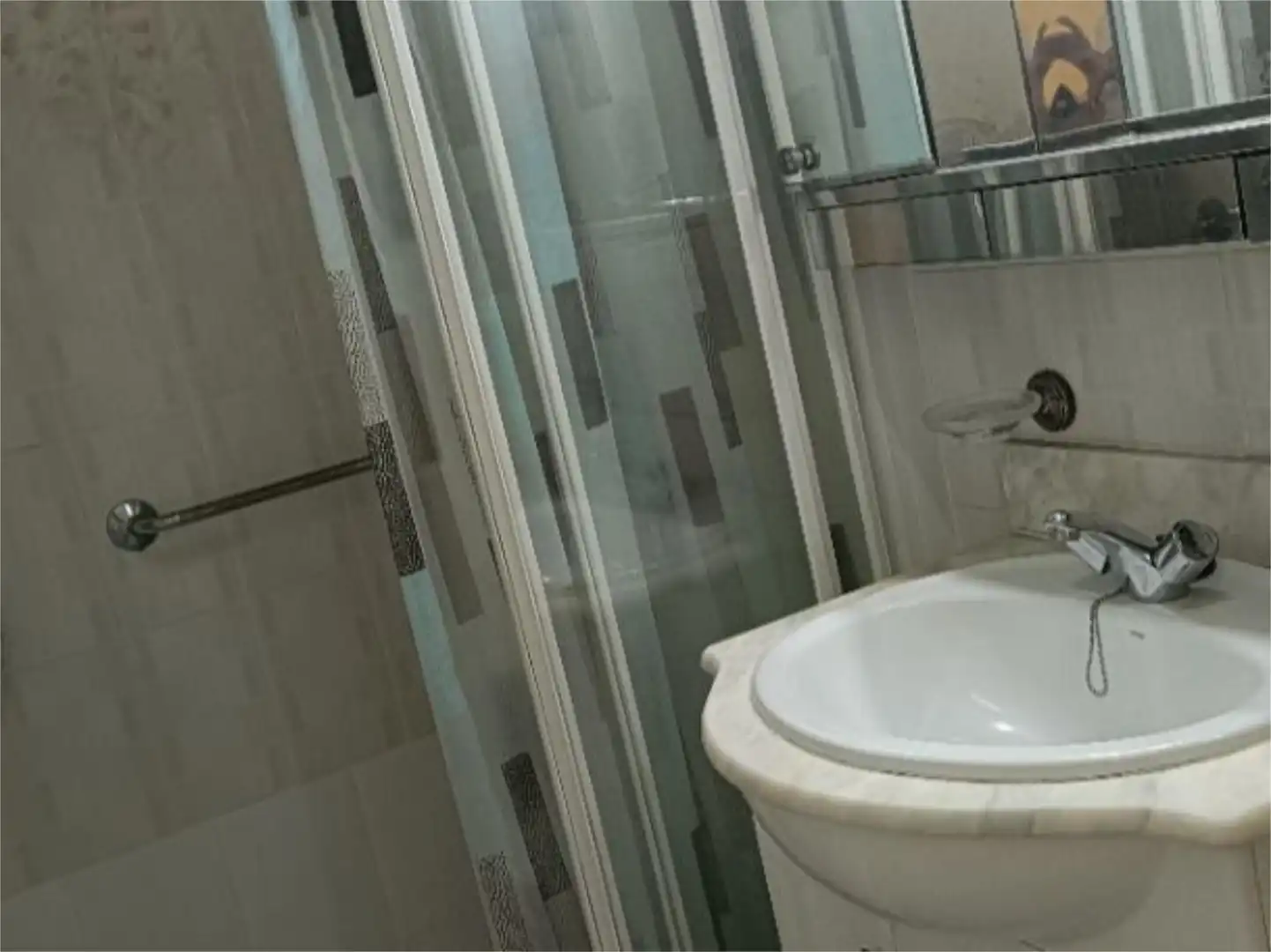 Bathroom of Flat for sale in Terrassa