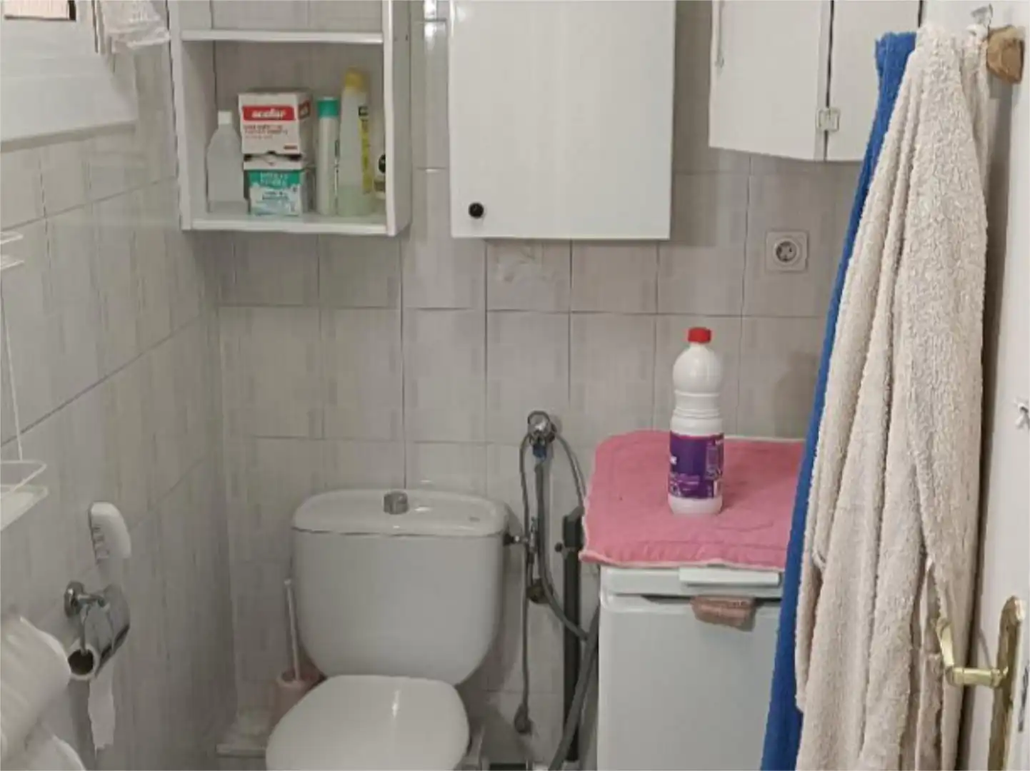 Bathroom of Flat for sale in Terrassa