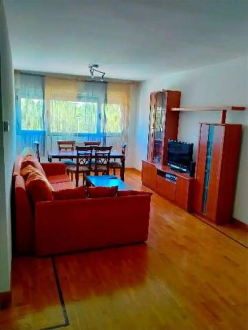Wohnzimmer von Wohnung zur Miete in  Pamplona / Iruña mit Terrasse