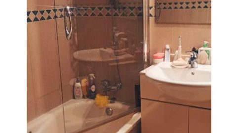 Foto 3 de Piso de alquiler en Avenida Médico Ricardo Ferre, 42, Paus - Poligono San Blas, Alicante / Alacant