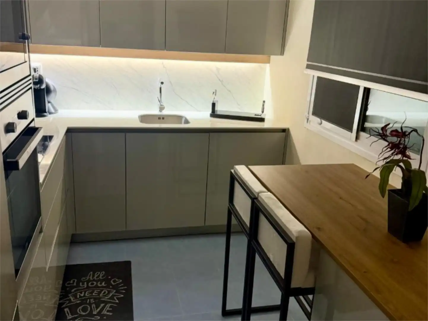 Wohnung zum Verkauf in Lugar Pp Pajarete, 32b, San Bernabé Küche von Wohnung zum Verkauf in Algeciras mit Klimaanlage, Terrasse und Schwimmbad