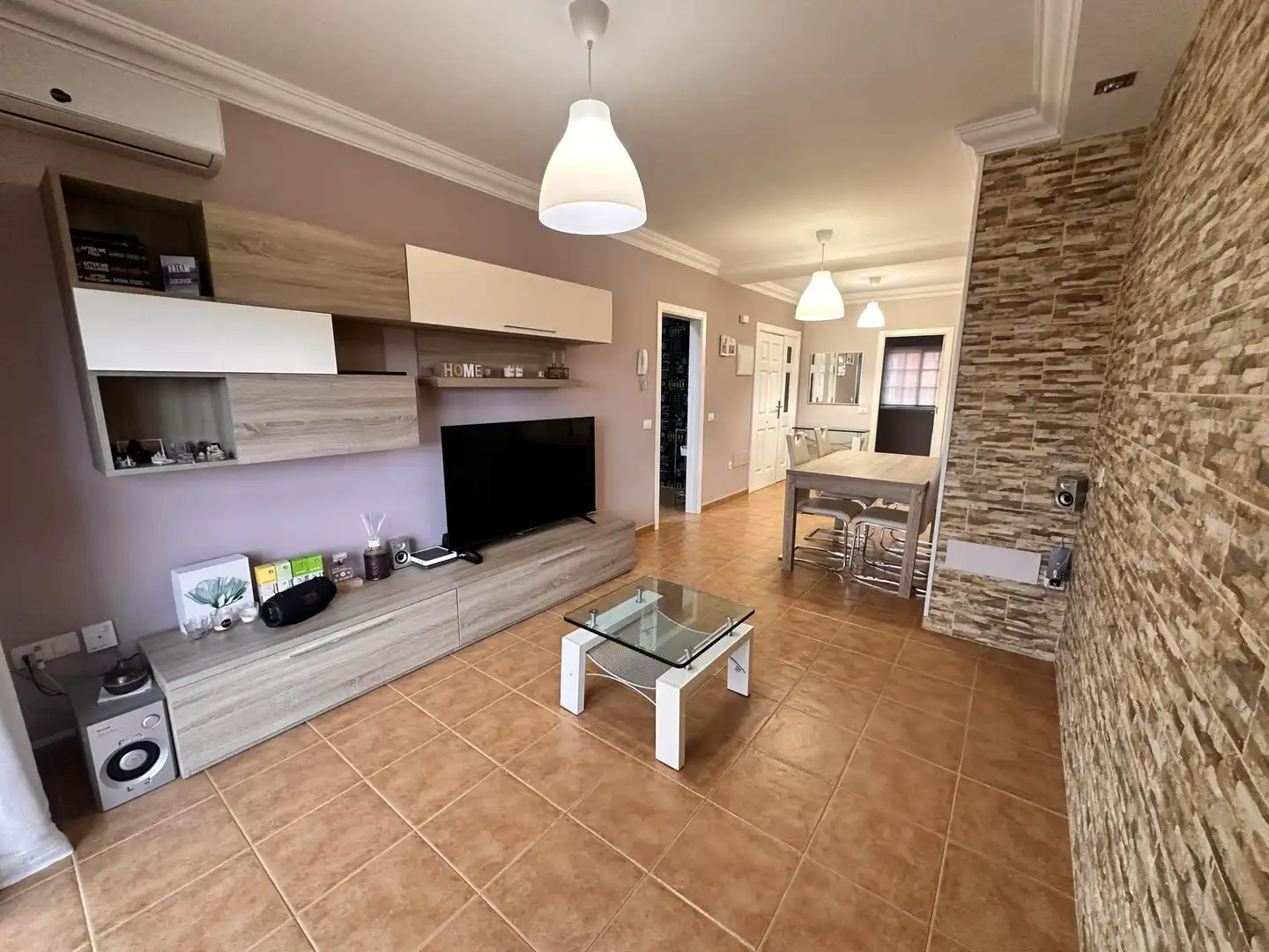 Sala d'estar de Pis en venda en San Miguel de Abona amb Aire condicionat, Terrassa i Piscina