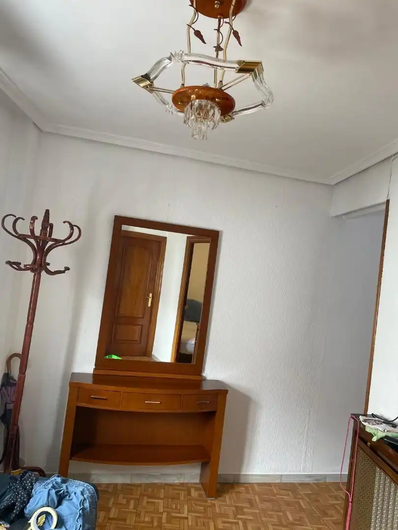 Flat for rent in Calle Pintor Oliva, 18, Campo de la Juventud