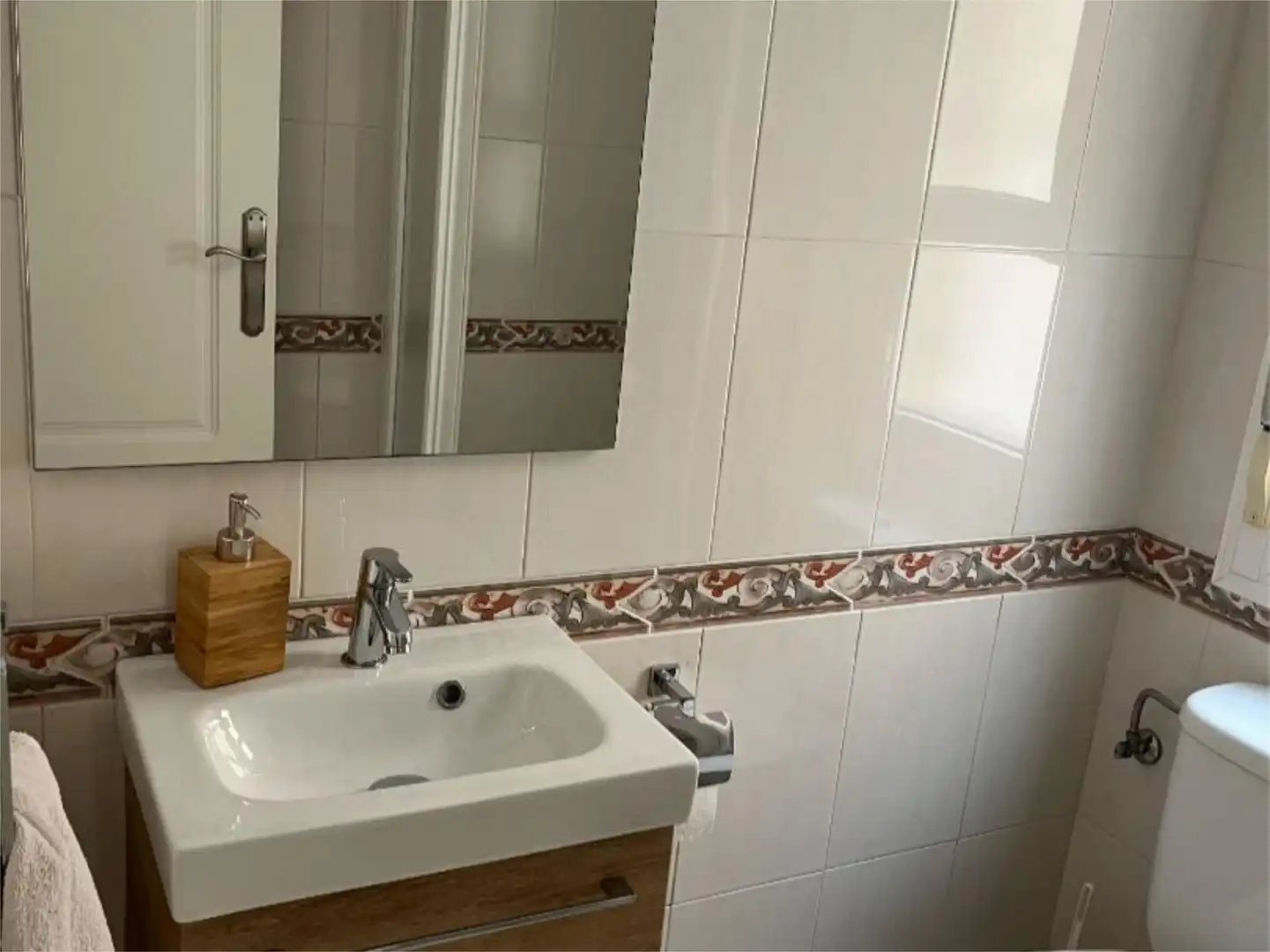 Apartamento en venta en Calle Islas Columbretes, 3, Los Alcázares Baño de Apartamento en venta en Los Alcázares con Aire acondicionado, Terraza y Piscina