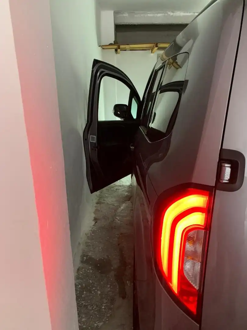 Garage for sale in Carrer del Riu Odiel, 3, Natzaret Parking of Garage for sale in Valencia