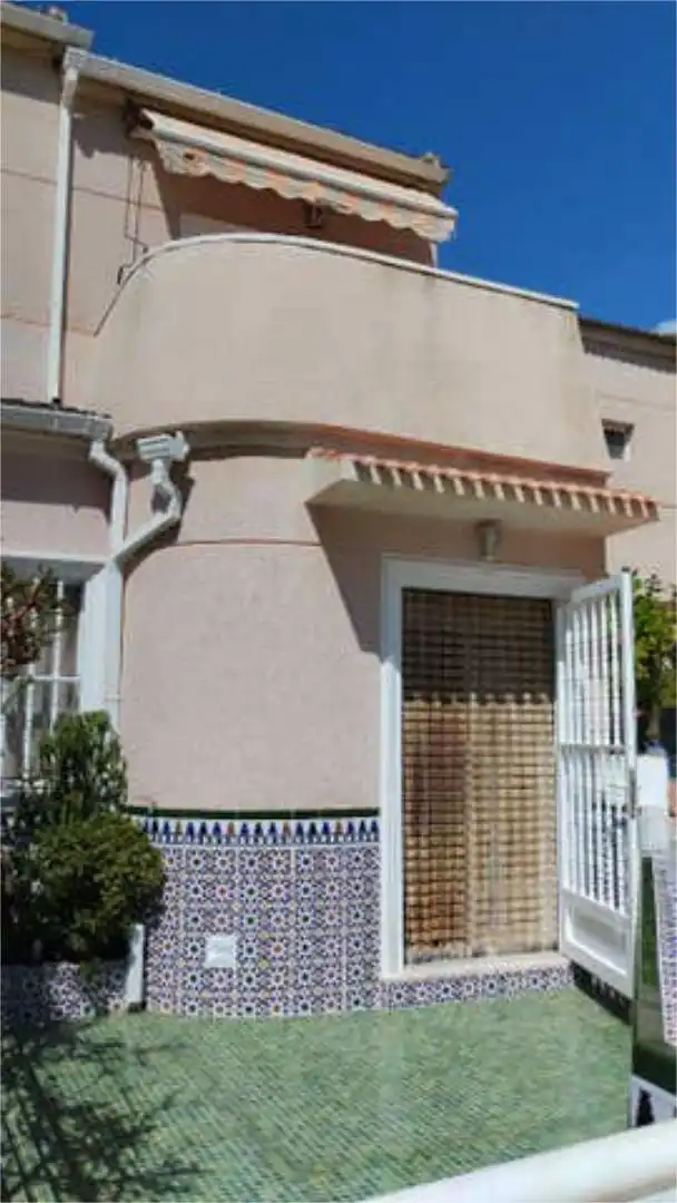 Terraza de Casa adosada de alquiler en Orihuela con Jardín privado y Piscina