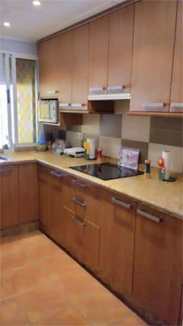 Casa adosada de alquiler en Campoamor Cocina de Casa adosada de alquiler en Orihuela con Jardín privado y Piscina
