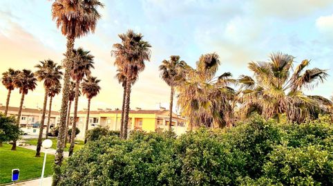 Foto 4 de Casa adosada en venta en Avenida Alonso de Quijano, 17, Aguas Nuevas, Torrevieja