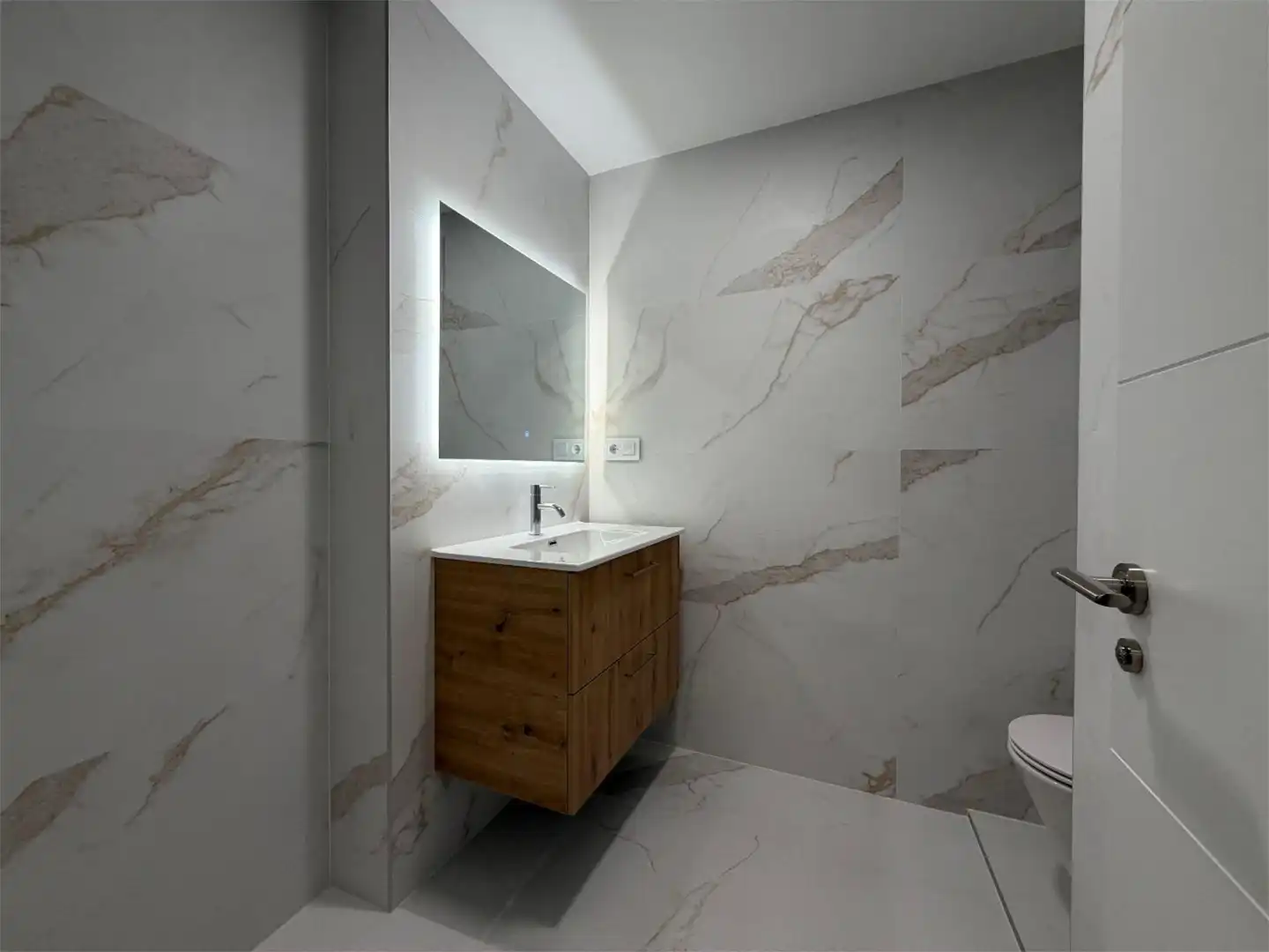 Bathroom of Flat for sale in Valladolid Capital