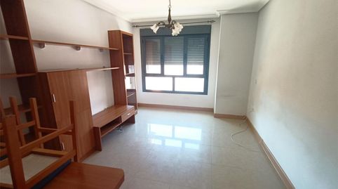 Foto 2 de Piso de alquiler en Calle de Alcorcón, 28, El Nido - Las Fuentes, Parla