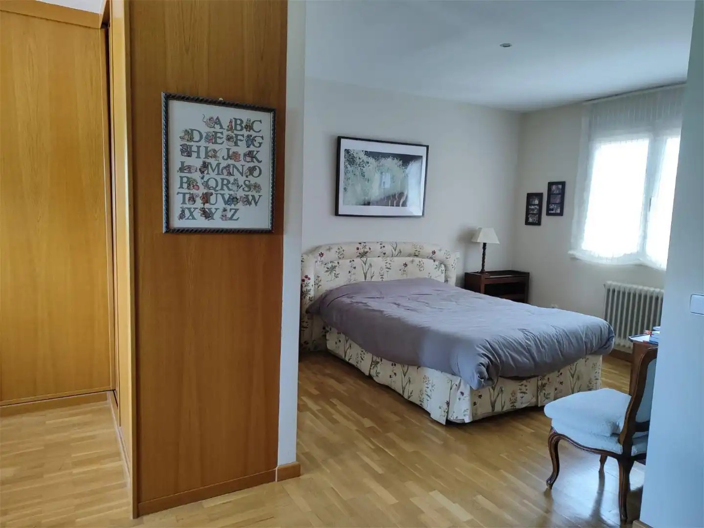 Dormitori de Casa adosada en venda en  Madrid Capital amb Aire condicionat i Terrassa