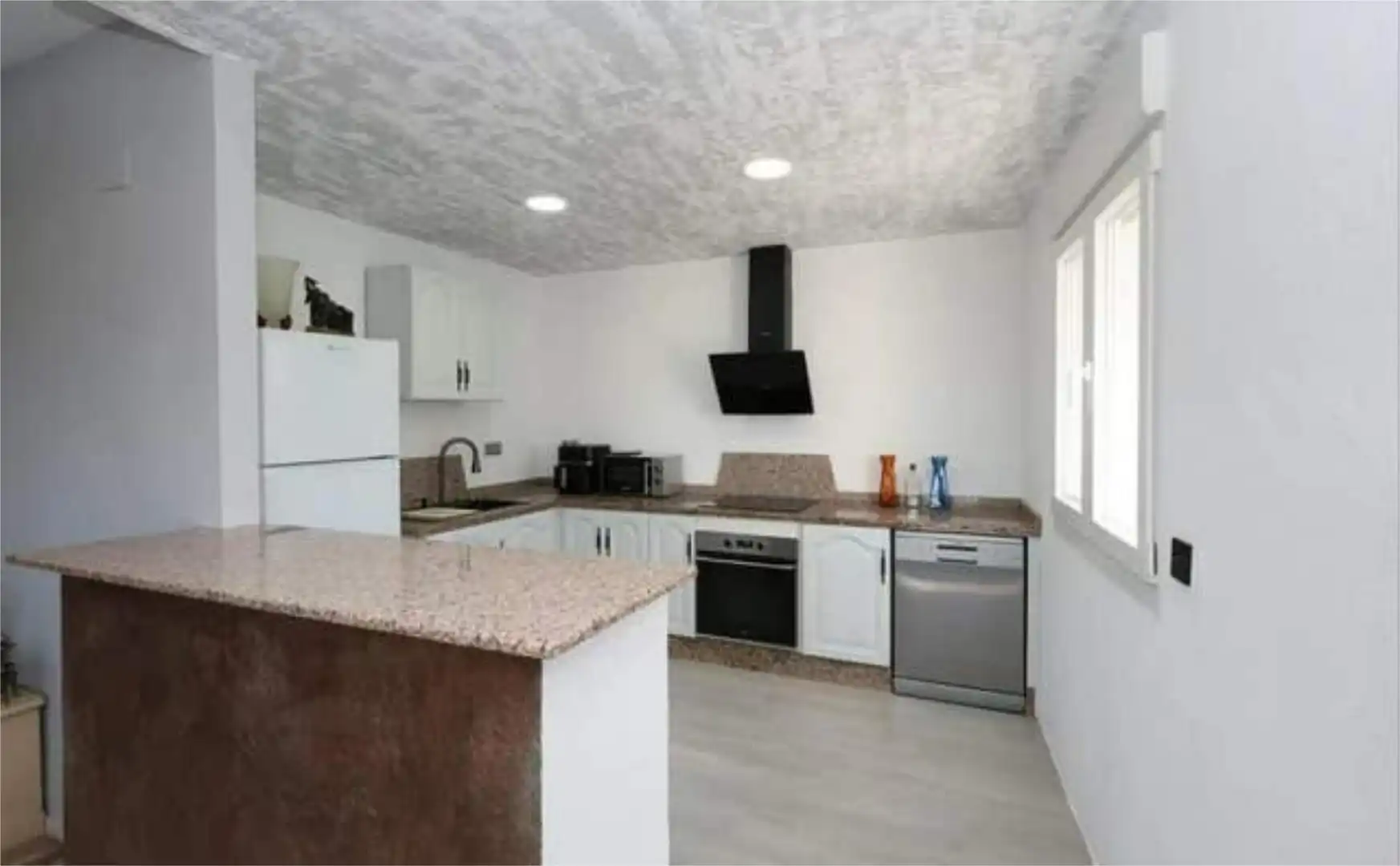 Houses for sale in Peligros Kitchen of Houses for sale in Peligros with Terrace and Swimming Pool