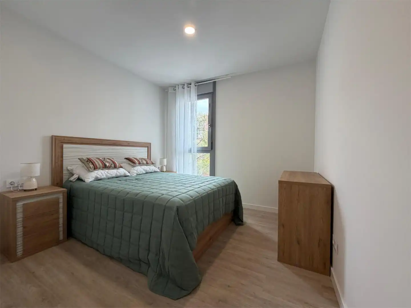 Piso de alquiler en Calle Profesor Ludovico Correa, 1, Benalúa Habitación de Piso de alquiler en Alicante / Alacant con Aire acondicionado, Calefacción y Parquet