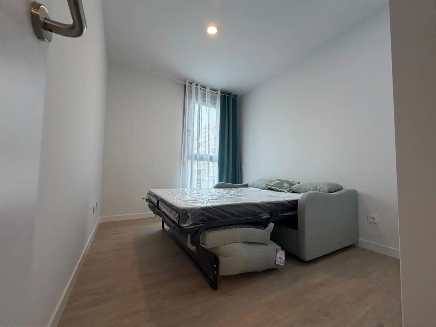 Piso de alquiler en Calle Profesor Ludovico Correa, 1, Benalúa Habitación de Piso de alquiler en Alicante / Alacant con Aire acondicionado, Calefacción y Parquet