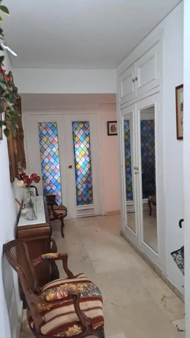Piso en venta en Calle Villa de Rota, 1, Ciudad Jardín - Zoco