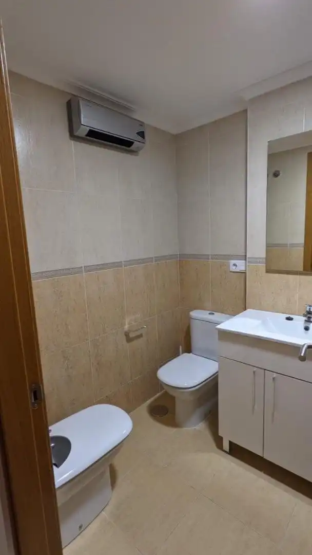 Piso en venta en Camiño Da Igrexa B, 2, Viveiro Baño de Piso en venta en Viveiro con Piscina