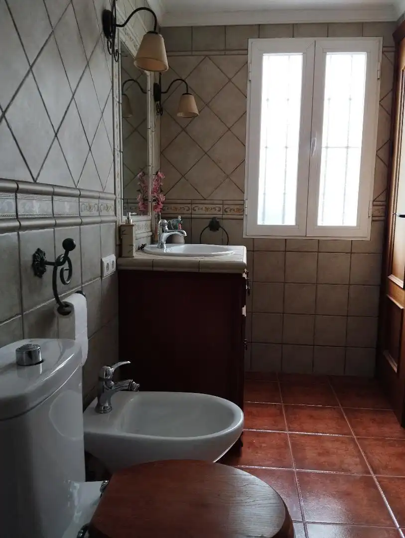 Detached homes for sale in Calle Juan Díaz del Moral, 17, La Colina Bathroom of Detached homes for sale in Torremolinos with Terrace