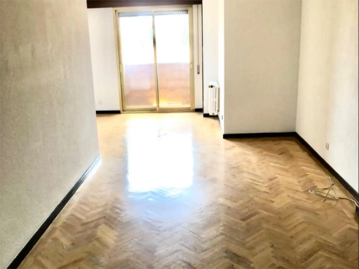 Wohnzimmer von Wohnung zur Miete in Madrid mit Heizung, Parkett und Terrasse